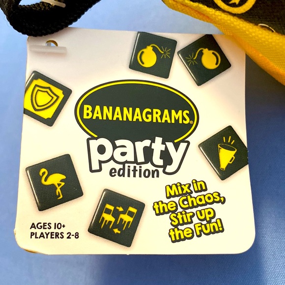 Bananagrams Party Edition Scrabble Like Tile Game - Picture 3 of 4